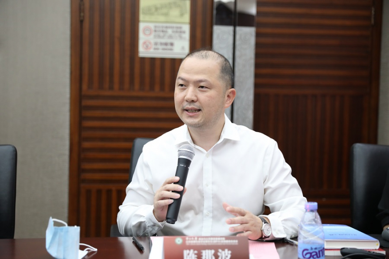 （陈那波主任讲话）